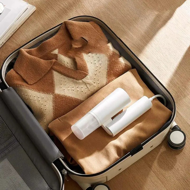 Drapelle Nomad — Folding Garment Steamer